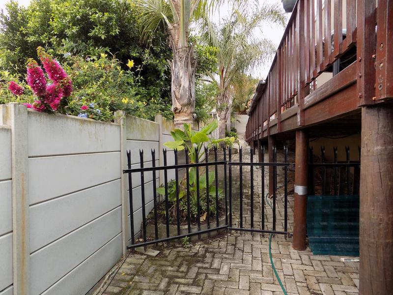 3 Bedroom Property for Sale in Fraaiuitsig Western Cape
